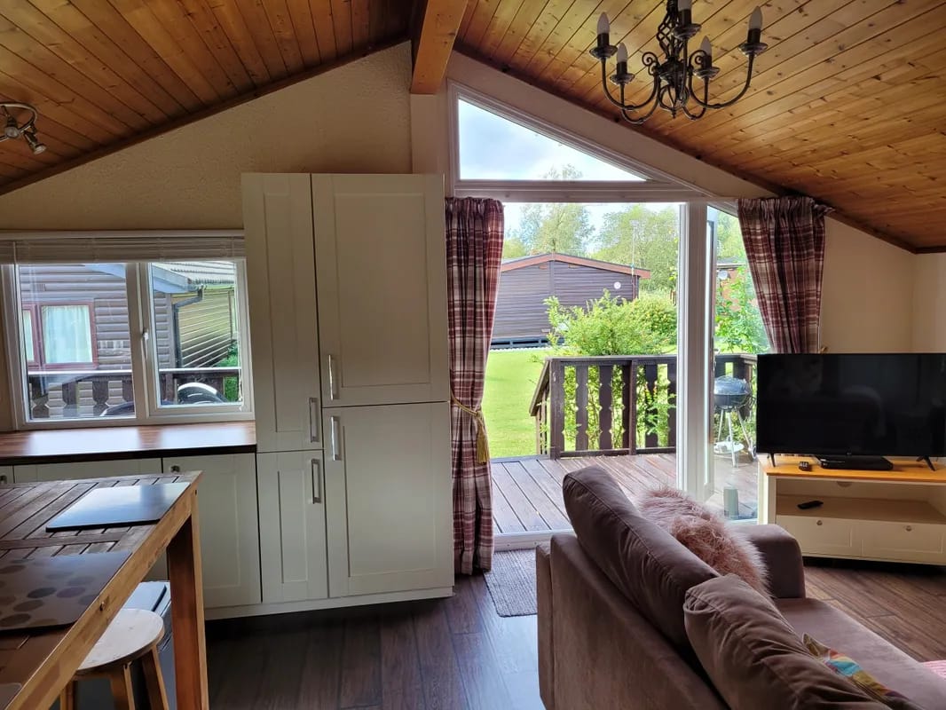 Lucky Duck Lodge - Caravan Holiday Cotswolds